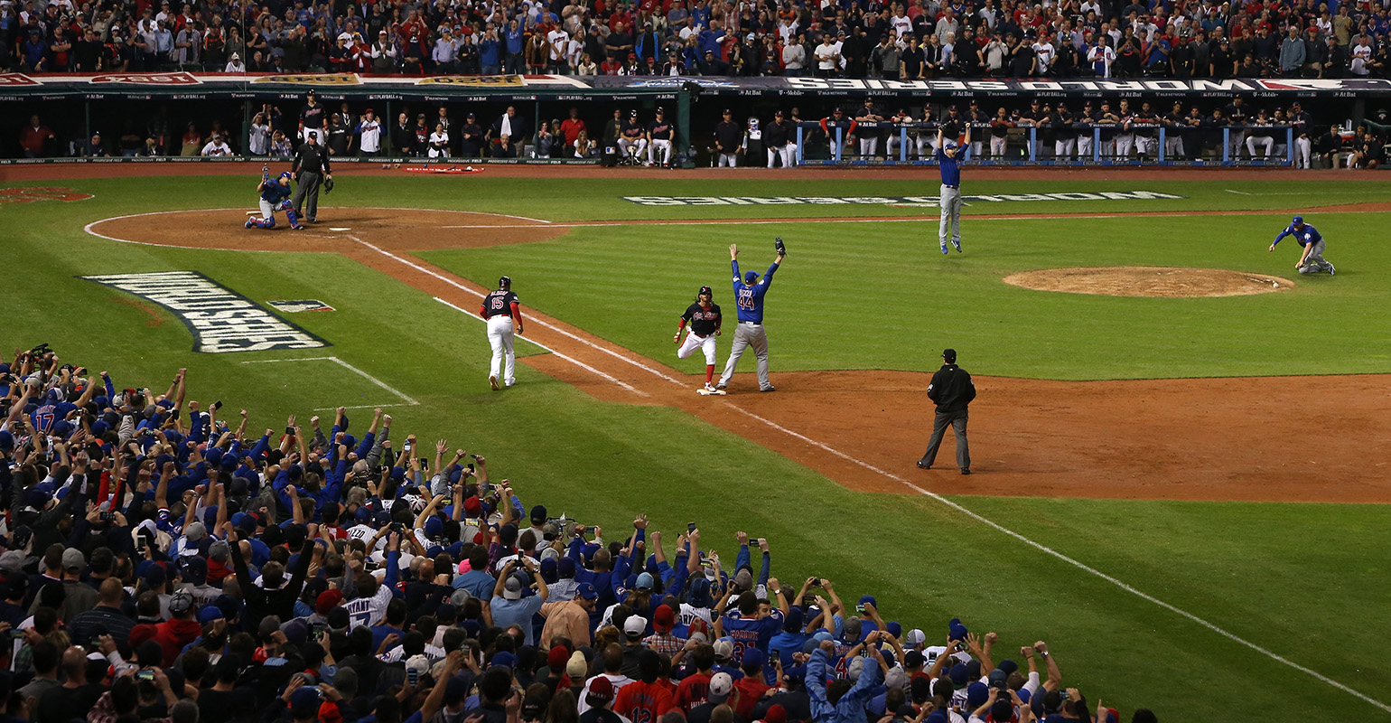 $250,000? $3 million? Collectors disagree on value of Cubs' last-out ball