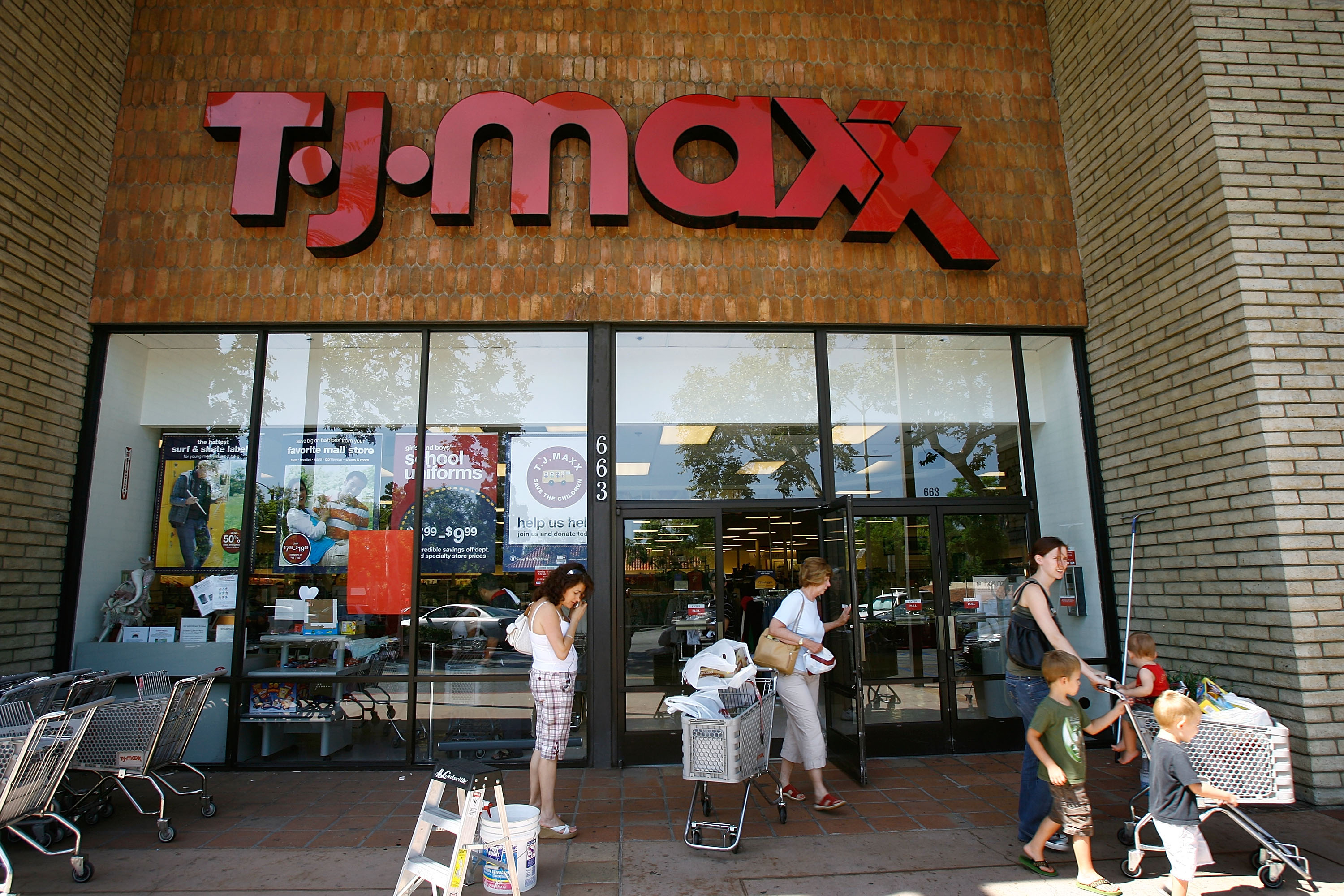 Popular clothing retailer that rivals TJ Maxx plans to add 100 stores - see  if your city will get a new business