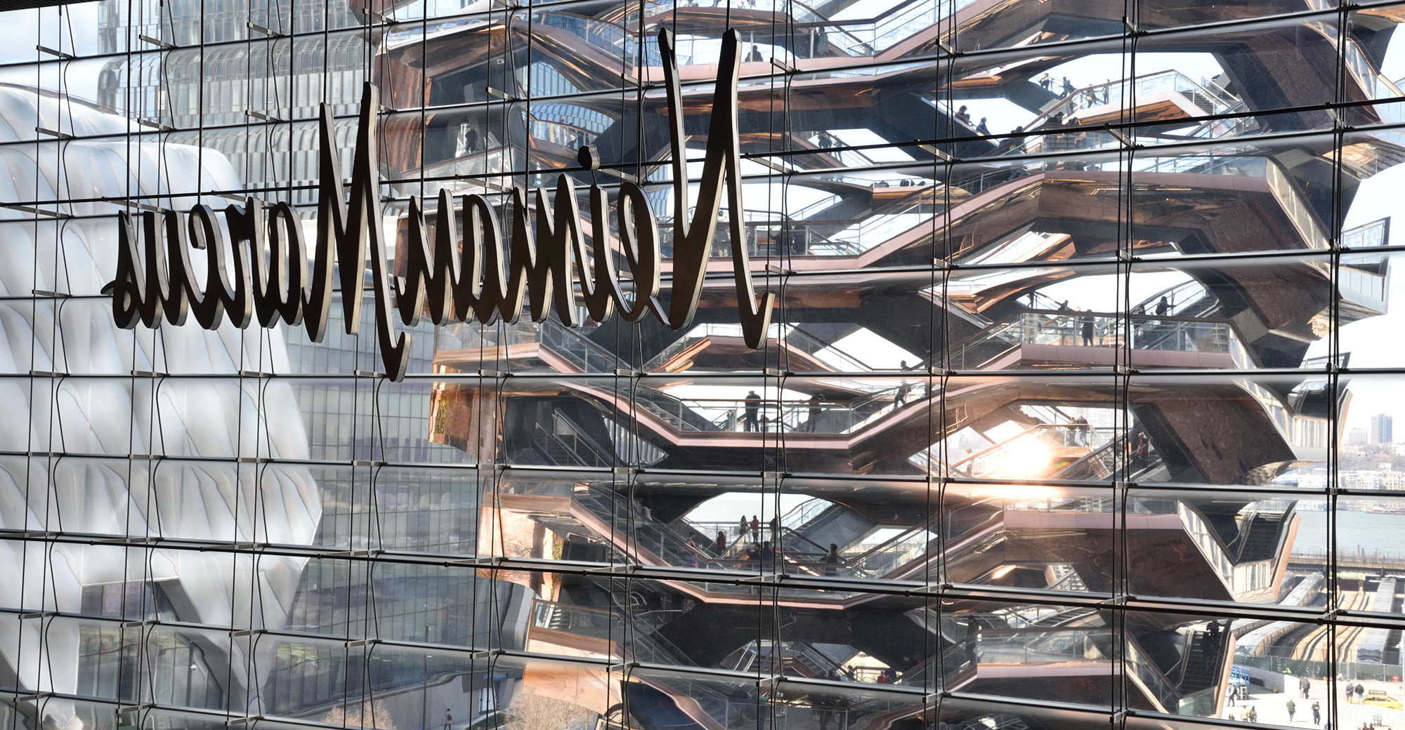 Neiman Marcus to Close Its Store at Manhattan's Hudson Yards - Bloomberg