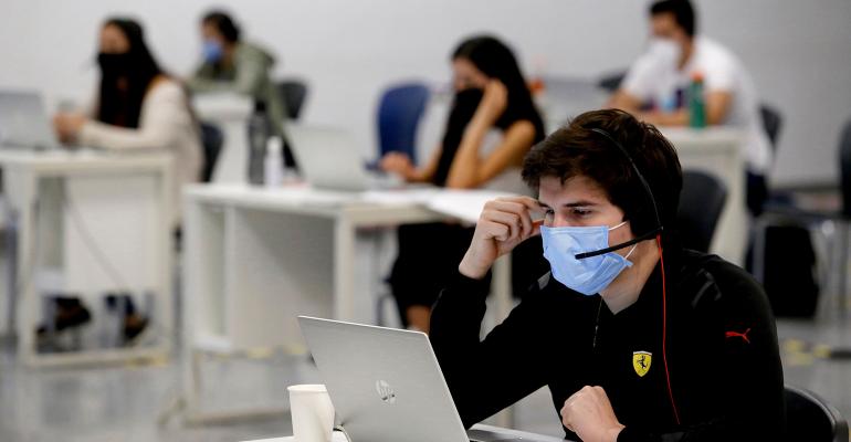 coronavirus-office-masks.jpg