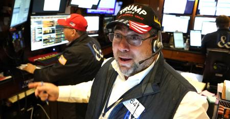 Stock market trader Trump hat